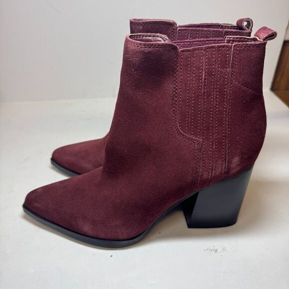 Marc Fisher Womens 8.5 M Wine Suede Block Heel Western Ankle Booties DISPLAY HK3 - Picture 1 of 4